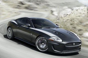 Jaguar празднует 75-летие лимитированной серией XKR 75