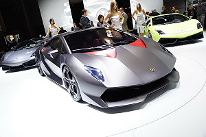 Lamborghini соберет 10 Sesto Elemento