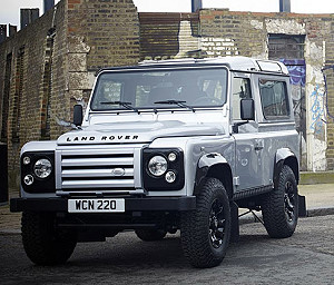 Land Rover Defender X-Tech: комфортный внедорожник 