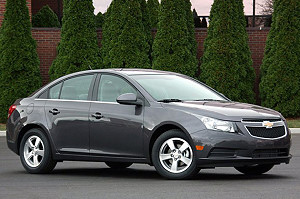 Chevrolet отзывает 2500 седанов Cruze