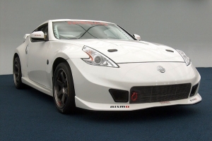 Nissan спортивная версия 370Z Nismo RC